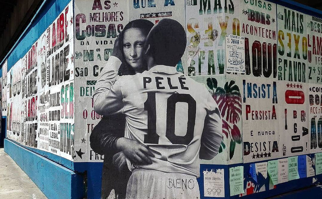 Pelé the kisser, a street-art series by Luis Bueno